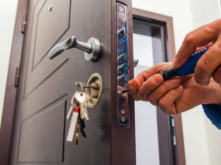 Porta blindada em Jacareí – instalação e manutenção